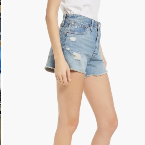 Madewell Relaxed Fit Deconstructed Shorts - Picture 2 of 7